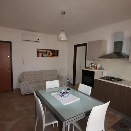 Appartamento, Via Roma Apartment Valledoria (Sardinia)