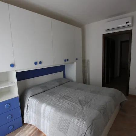 Apartment Appartamento, Via Roma *